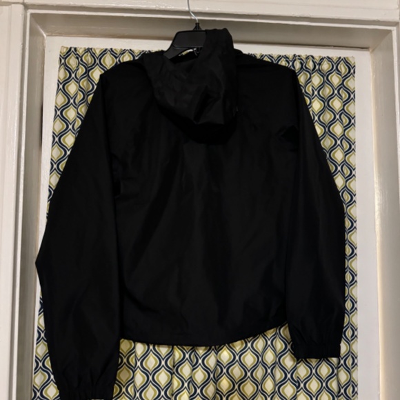 The North Face Voyage Short Jacket - Picture 6 of 7